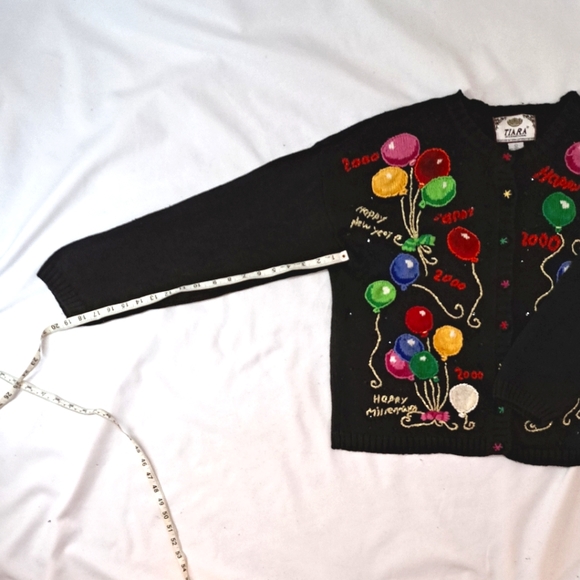 TIARA INTERNATIONAL Vintage 1999 Happy New Year 2000 Millennium Cardigan Sweater - Picture 10 of 14